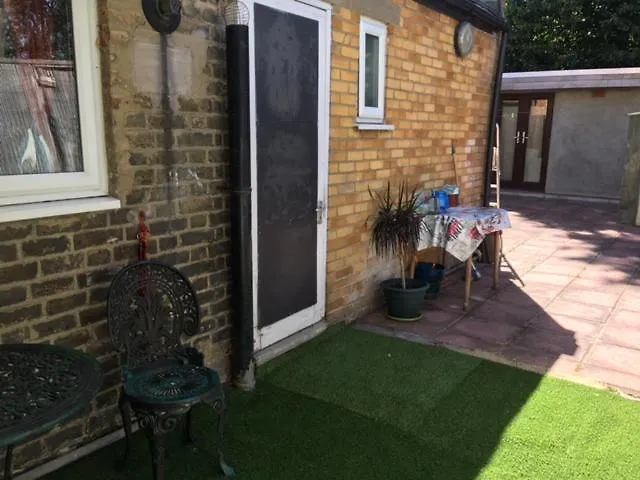 Comfy Rooms. Shared East London Homestay. Reino Unido